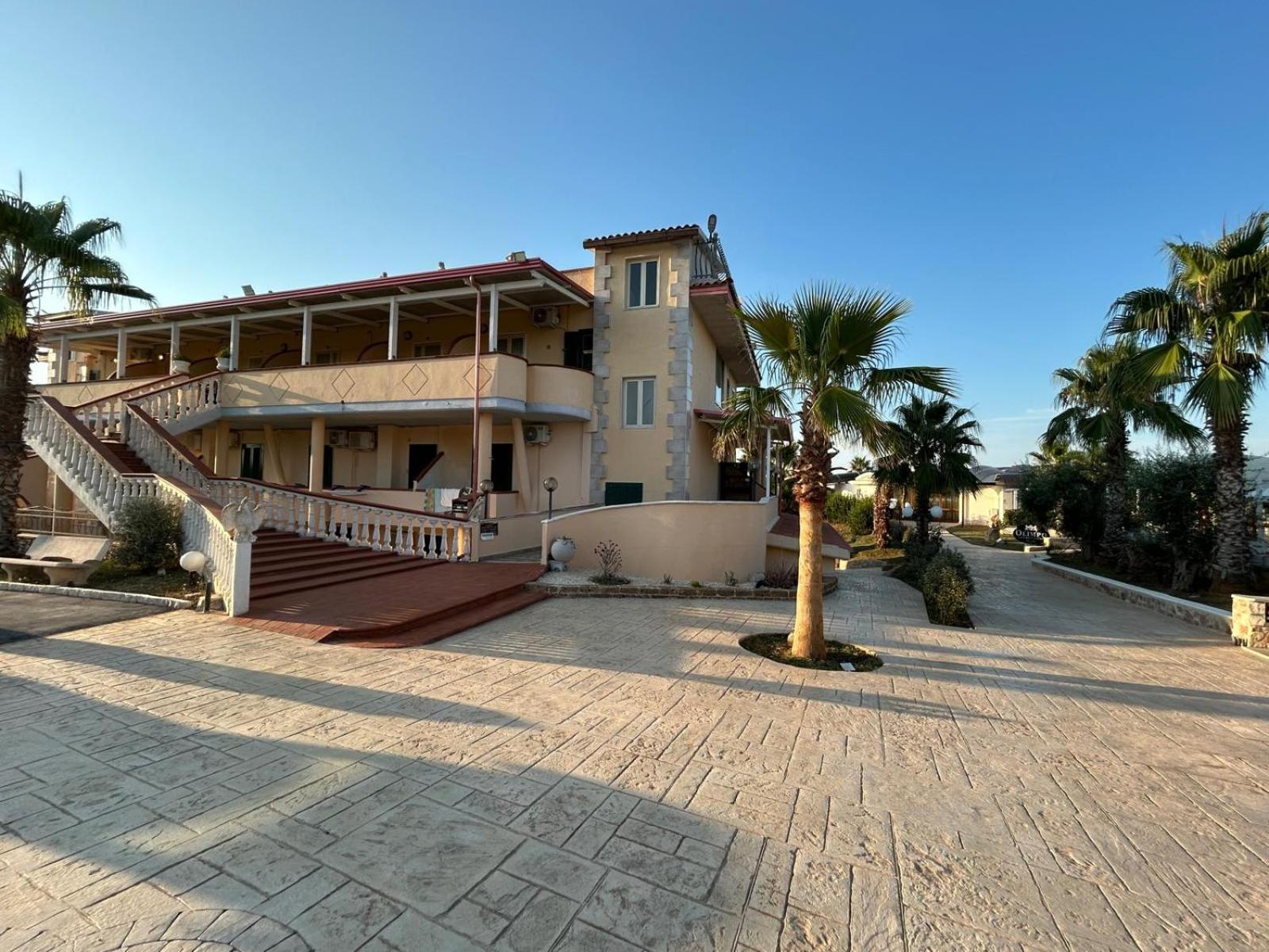 Residence Parco Del Sole Роди Гарганико Екстериор снимка