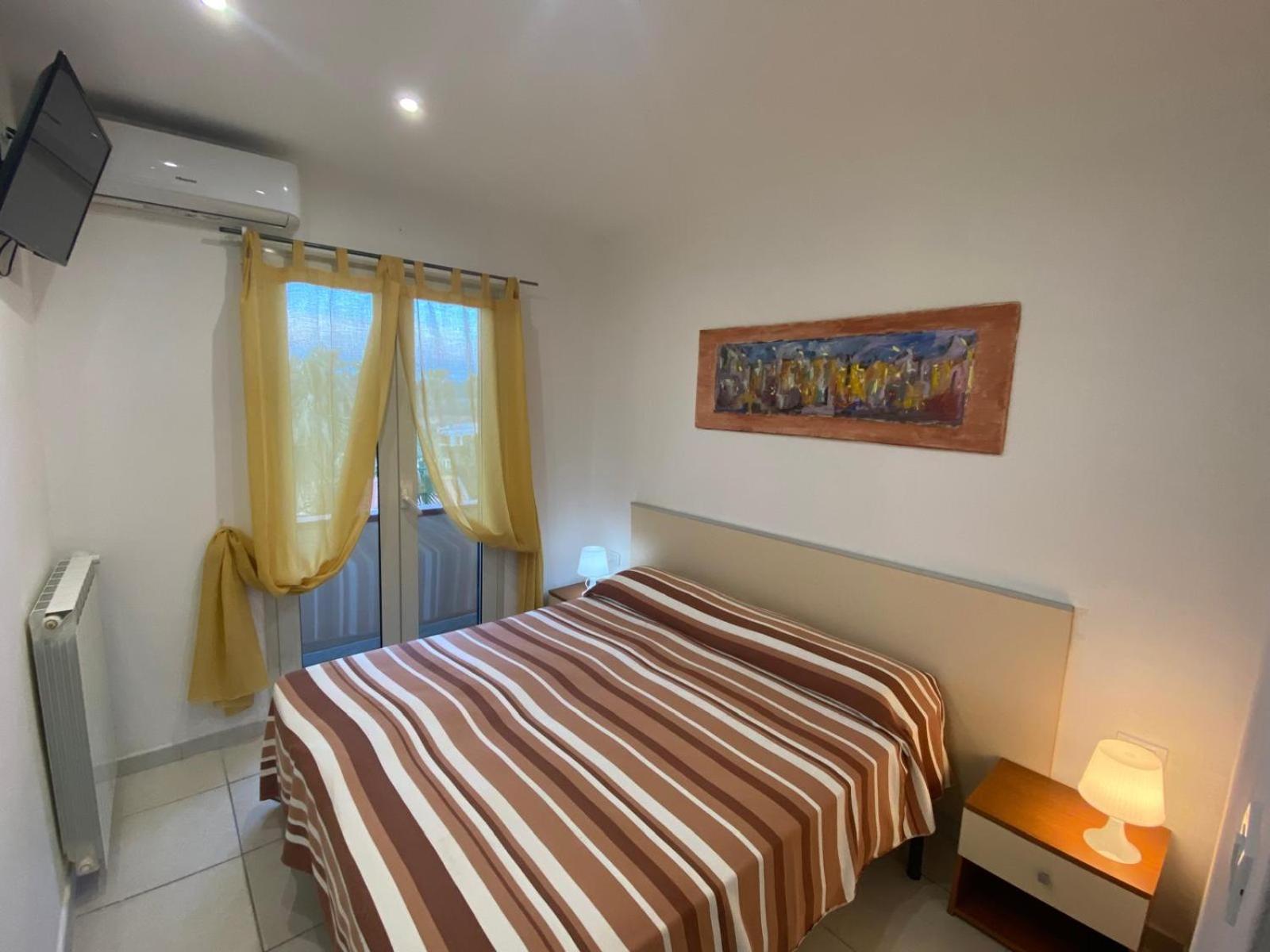 Residence Parco Del Sole Роди Гарганико Екстериор снимка