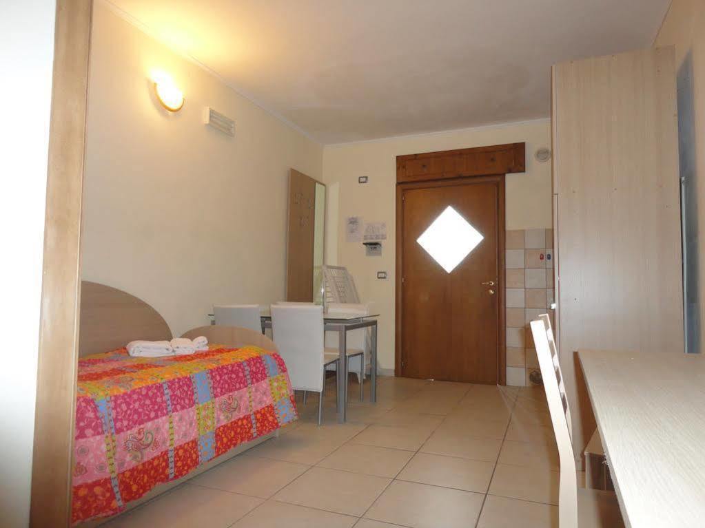 Residence Parco Del Sole Роди Гарганико Екстериор снимка